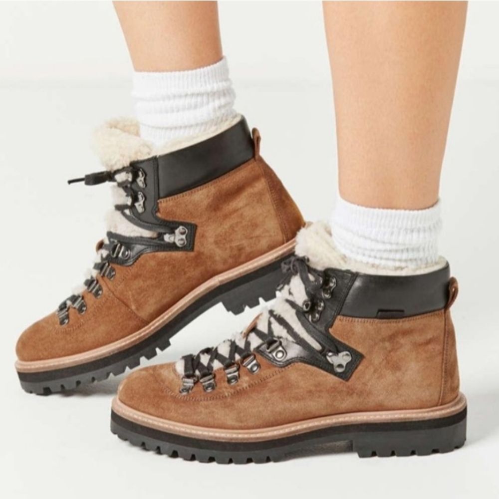 Urban Outfitters Sz 8 Bailey Sherpa Lined Hiking Boots Bootie Tan Suede Womens